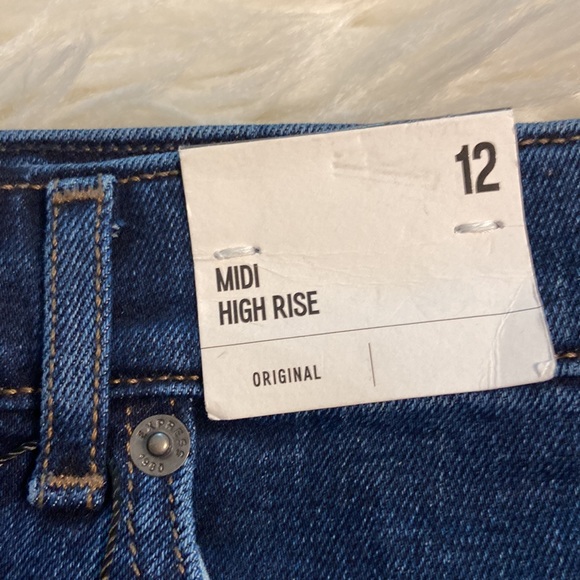 EXPRESS MIDI High Rise Jeans shorts size 12 brand new with tags - Picture 6 of 12